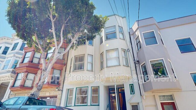Building Photo - 1457 Hyde St