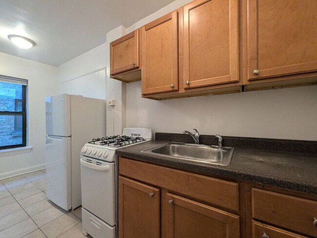 Foto del edificio - 5417 N Kenmore Ave