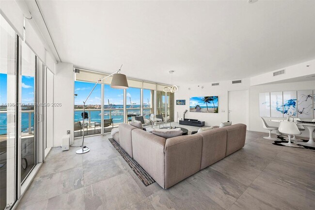 Building Photo - 450 Alton Rd