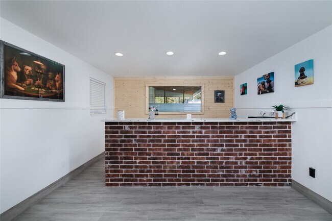 Foto del edificio - 12826 Hill Dr