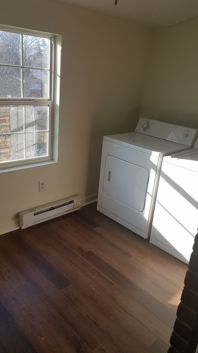 Foto del edificio - 167 Laconia Ave NE