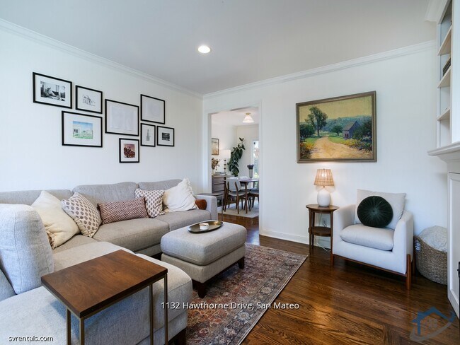 Foto del edificio - 1132 Hawthorne Dr
