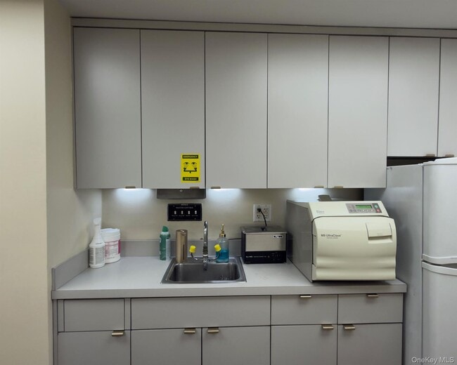 Foto del edificio - 333 E 34th St