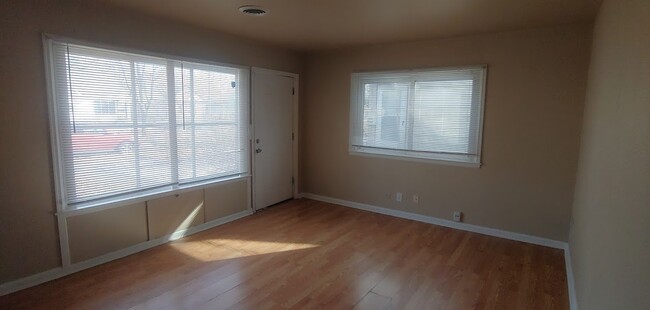 Building Photo - 5253 N 45th St