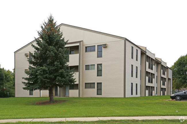 Foto del edificio - Woodlake Apartments