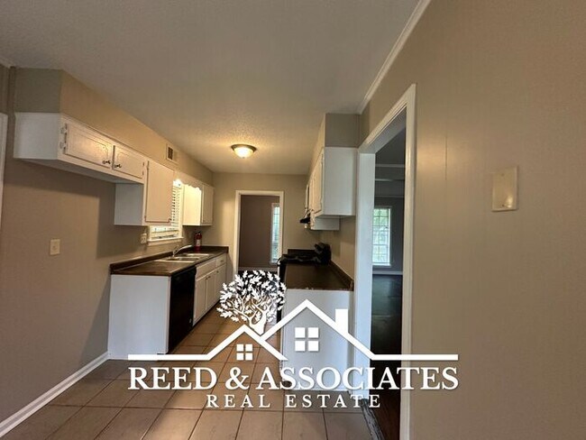 Foto del edificio - Charming Raleigh Home