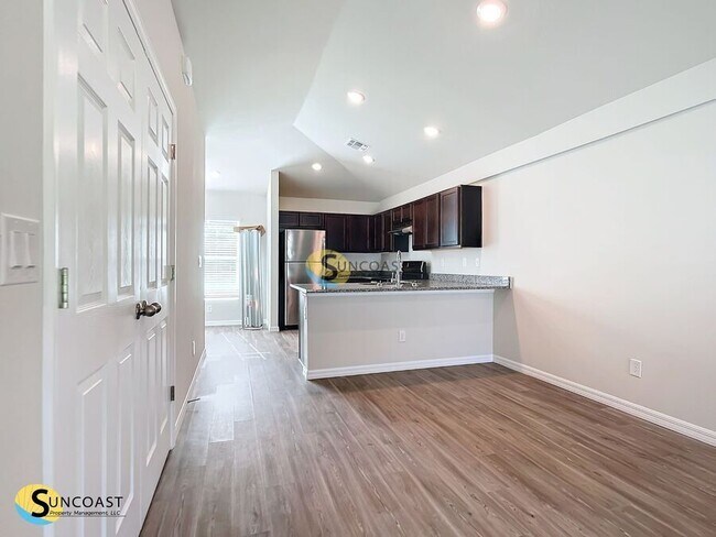 Foto del edificio - Prepare to be impressed with our newly bui...