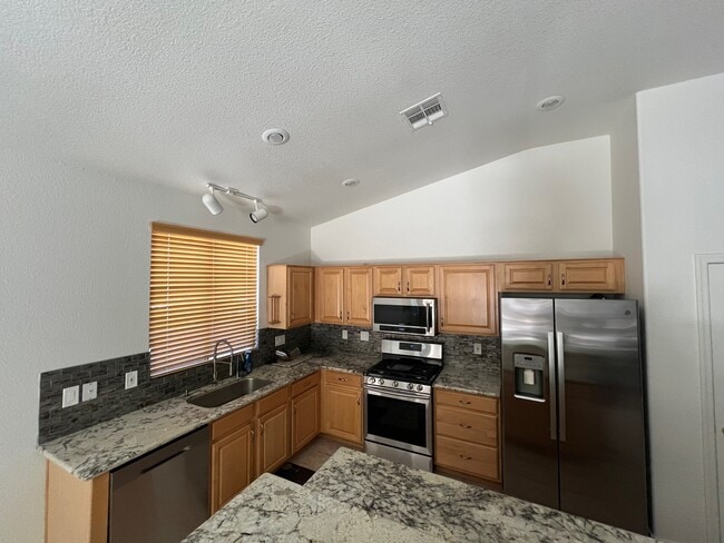 Foto del edificio - 2977 Paseo Hills Way