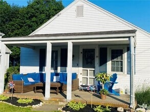 Building Photo - 38 Seabreeze Rd