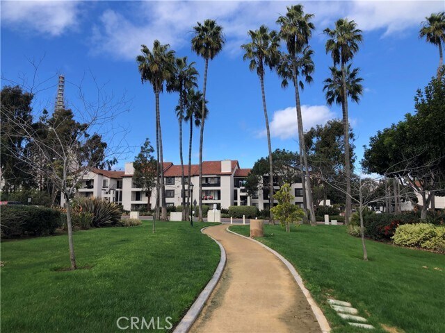 Building Photo - 7405 Charmant Dr