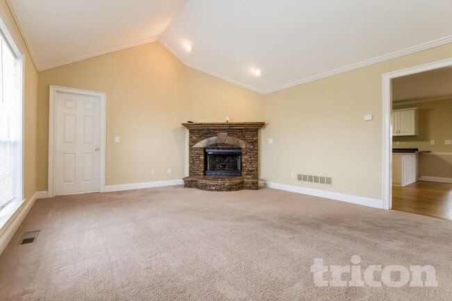 Foto del edificio - 7075 Wallace Tatum Rd