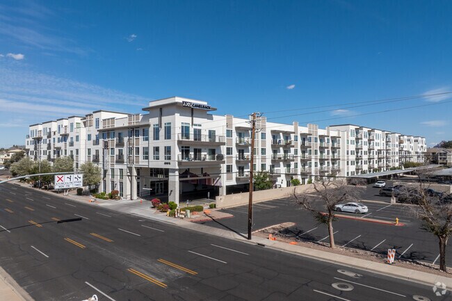 Building Photo - Axis Camelback