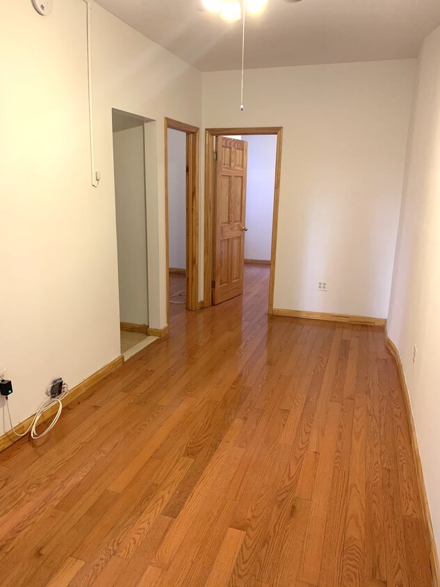 Primary Photo - 20 Spring St