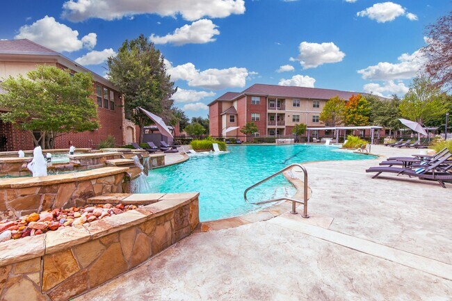 Interior Photo - Villas at Wylie