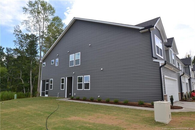 Building Photo - 1226 Bessie Ct