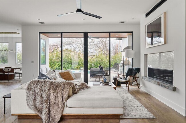 Foto del edificio - 2113 Ann Arbor Ave