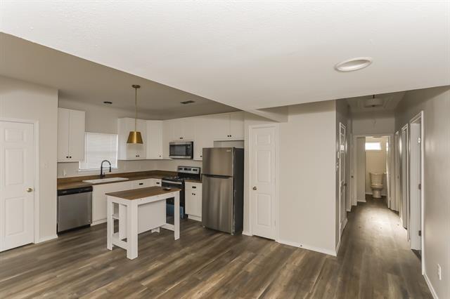 Foto del edificio - 415 W Light St