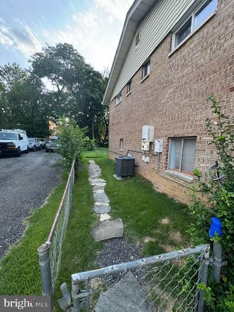 Foto del edificio - 14108 Adkins Rd