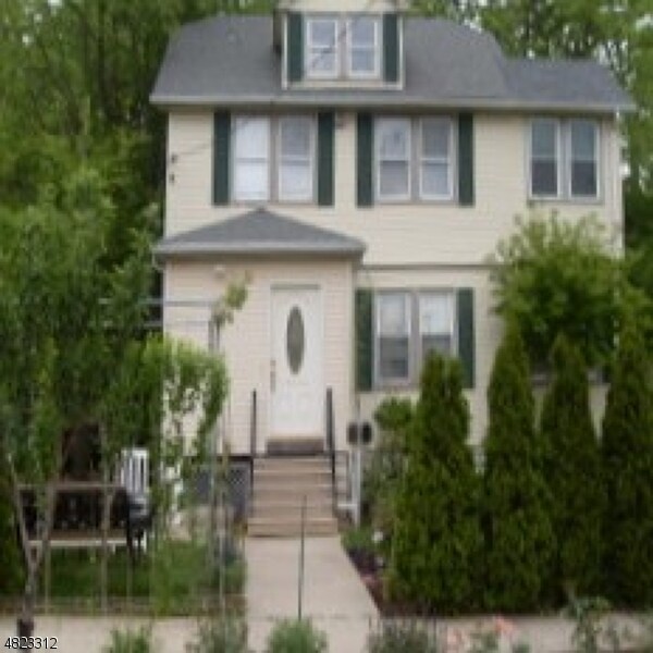 Primary Photo - 16 Farley Pl