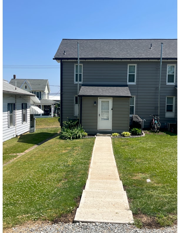 Back of House/Backyard - 11 E Maple St
