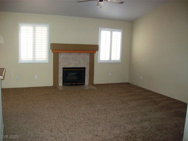 Building Photo - 5440 Red Sun Dr