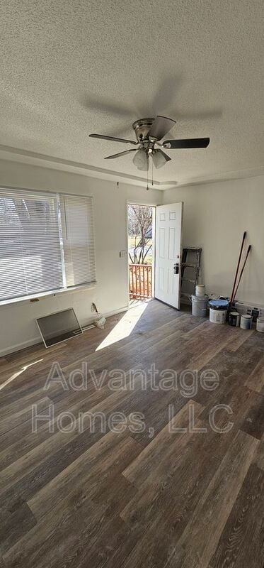 Building Photo - 10716 Bennington Ave