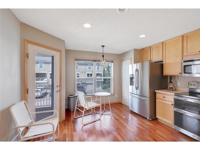Building Photo - 15225 Fanning Dr N