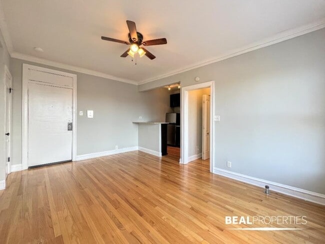 Building Photo - 0 bedroom in CHICAGO IL 60640