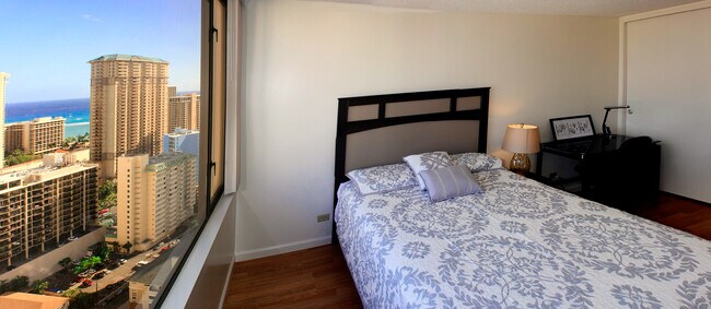 Building Photo - Fully Furnished 1 Bed/1 Bath/1 Parking at ...