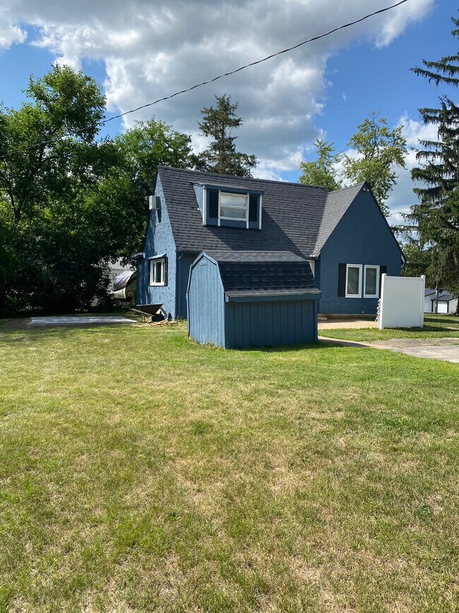 Building Photo - N1011 Tombeau Rd