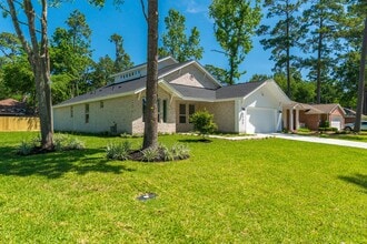 Building Photo - 3203 Hemingway Dr