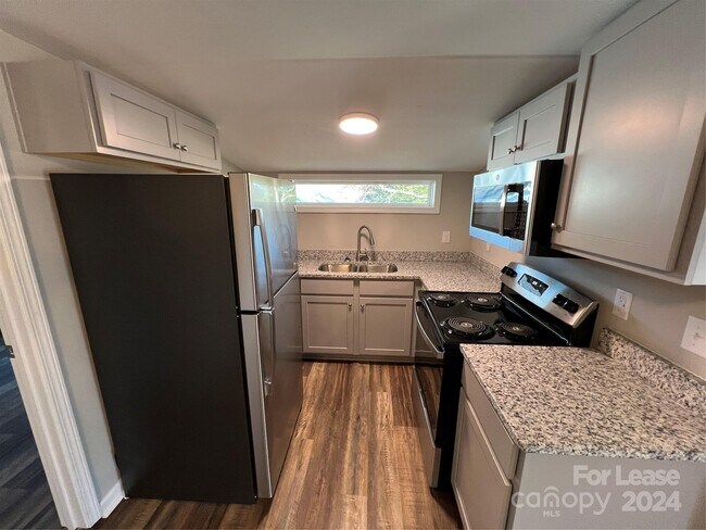 Foto del edificio - 415 19th St SW