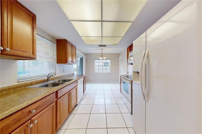 Foto del edificio - 9728 SW 3rd St