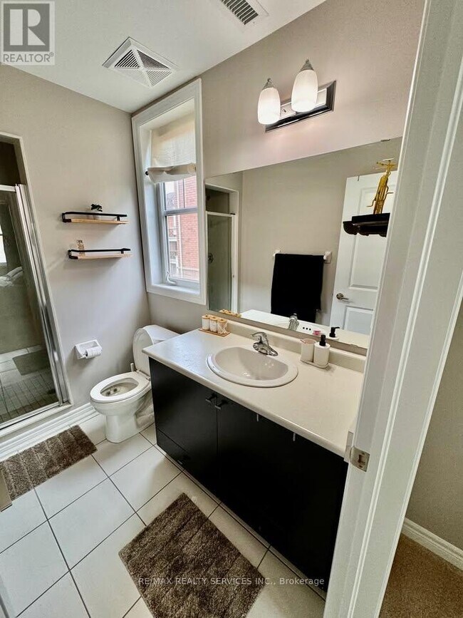 Photo du bâtiment - 2339 Sawgrass Dr