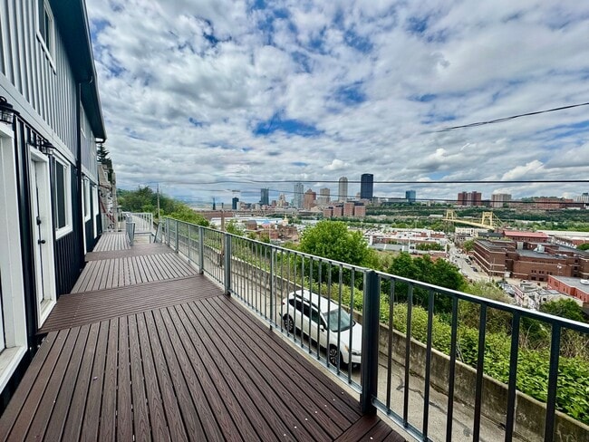 832-834 Windom Street - 832-834 Windom Street Apartment