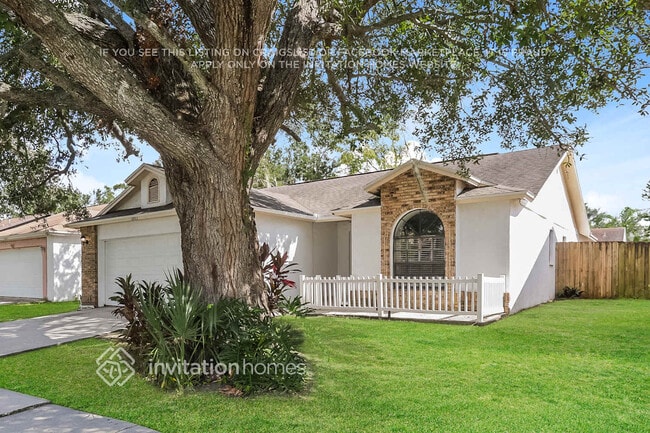 Building Photo - 11003 Kenbrook Dr