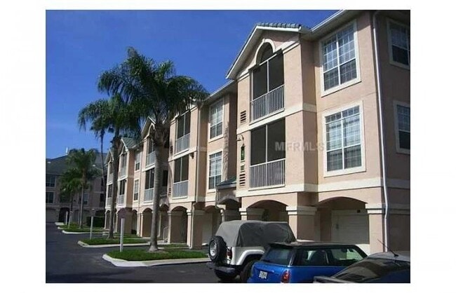 Building Photo - 5203 Bay Club Cir