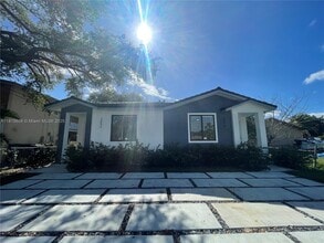 Building Photo - 3096 NW 27th St