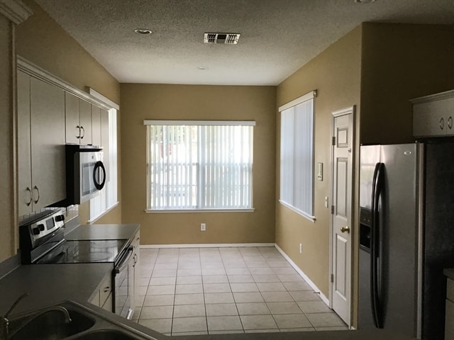 Building Photo - 922 Lake Biscayne Way