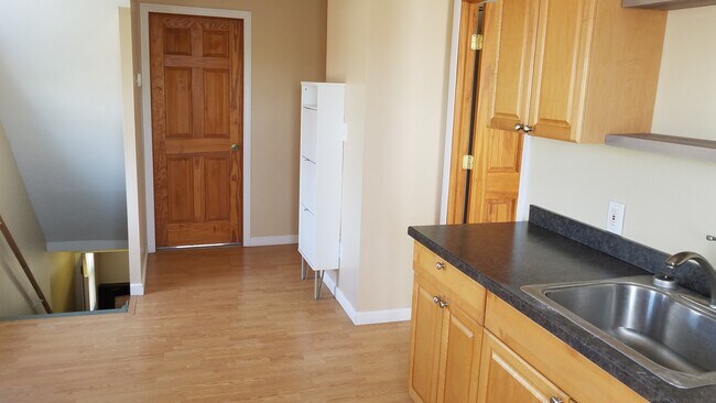 Photo - 530 Freeman St. Apartments