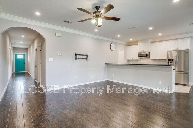 Photo - 5100 Curzon Ave House