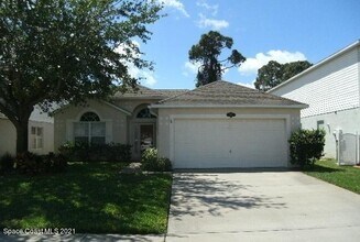 Building Photo - 919 Macon Dr
