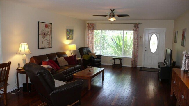 Foto del edificio - 2649 NE 11th Ct