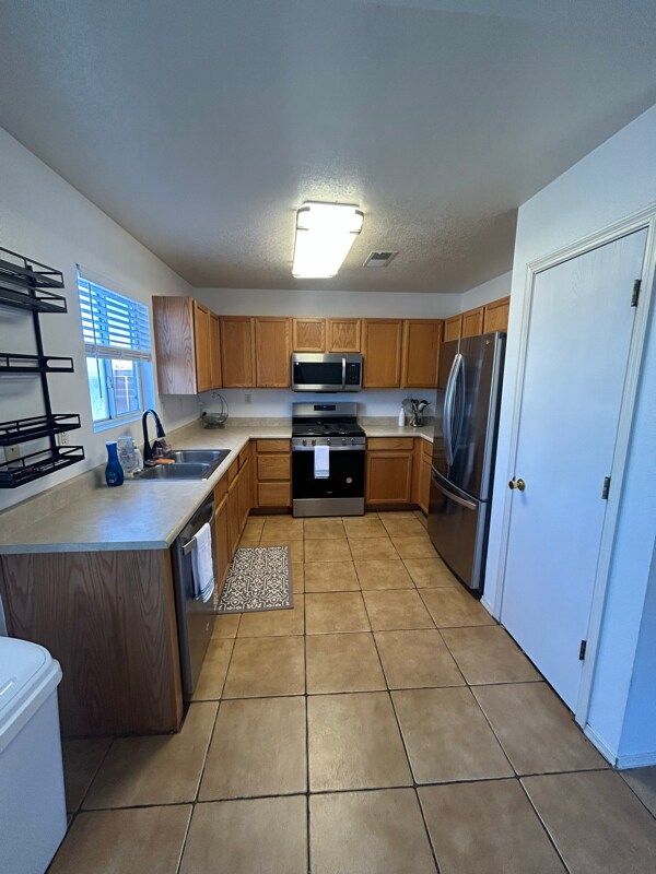 Foto del edificio - 7535 Cripple Creek Rd NW