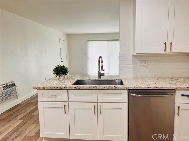 Building Photo - 1345 Cabrillo Park Dr