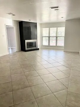 Foto del edificio - 106 Westchester St