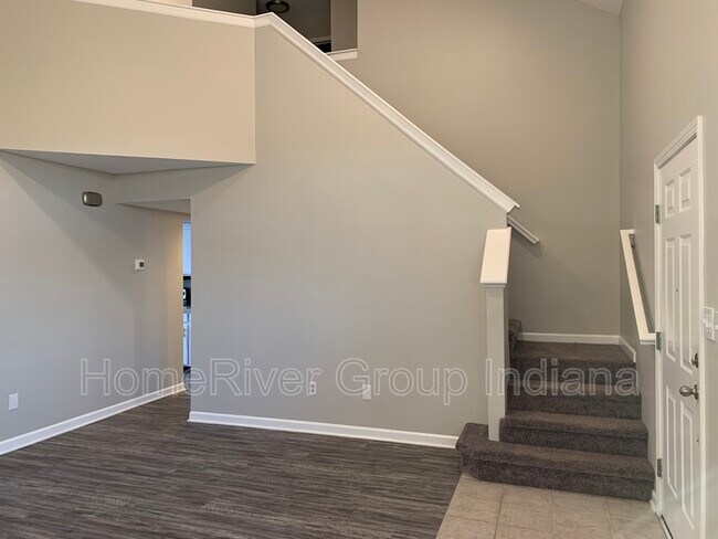 Foto del edificio - 14225 Gentry Dr