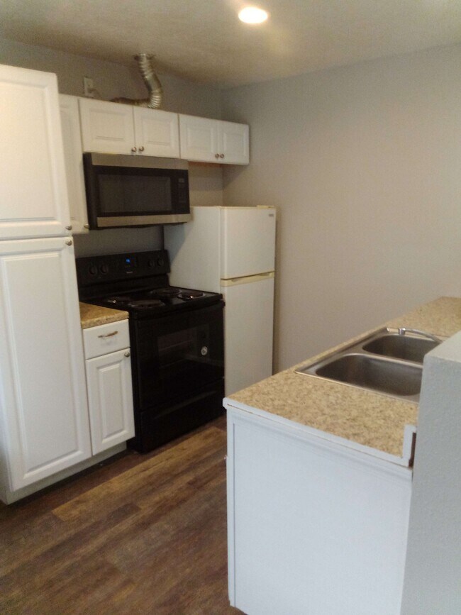 803B E Hill Ave Unit 3, Gallup, NM 87301 Apartments in Gallup, NM