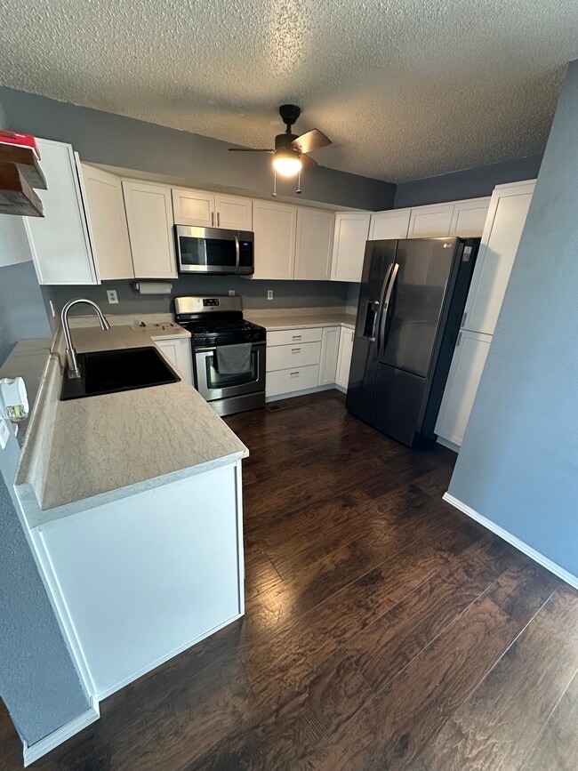 Building Photo - 7504 Banner Ct