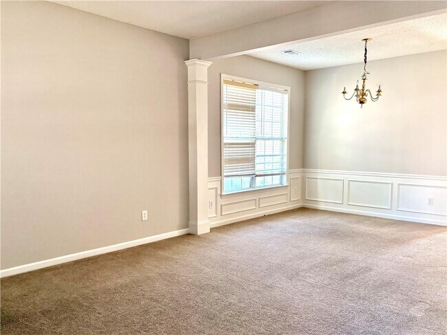 Foto del edificio - 2508 Davenham Ln